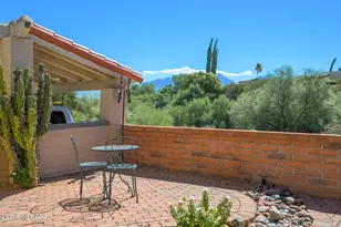 1382 W Camino Alicante, Green Valley, AZ 85622 - Photo 2