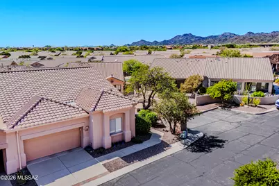 13401 N Rancho Vistoso Boulevard #110, Oro Valley, AZ 85755 - Photo 2