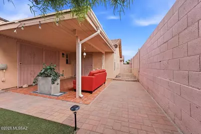 9920 N Outlaw Trail, Tucson, AZ 85742 - Photo 4
