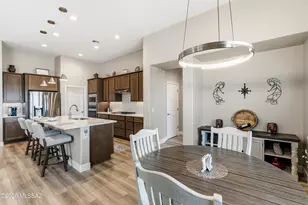 1445 E Golden Rock Wy, Green Valley, AZ 85614 - Photo 16