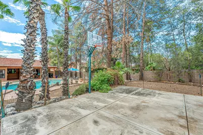 5747 N Via Umbrosa, Tucson, AZ 85750 - Photo 40