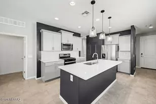 12584 E Caden Dr, Vail, AZ 85641 - Photo 10