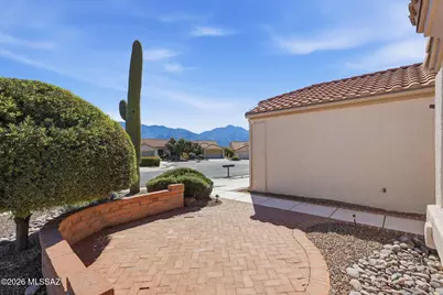 14097 N Forthcamp Court, Oro Valley, AZ 85755 - Photo 4