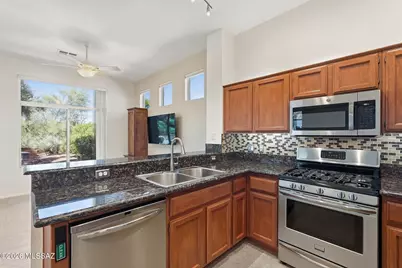 14097 N Forthcamp Court, Oro Valley, AZ 85755 - Photo 20