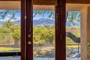 11748 N Via de la Verbenita, Tucson, AZ 85737 - Photo 10