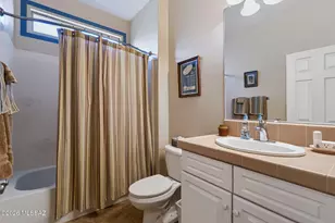 1961 N Laguna Oaks Dr, Green Valley, AZ 85614 - Photo 14