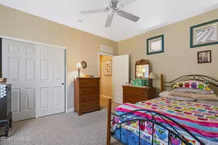 1961 N Laguna Oaks Dr, Green Valley, AZ 85614 - Photo 10