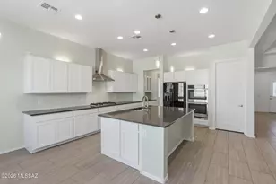 11239 E Lupine Flower Dr, Tucson, AZ 85747 - Photo 10