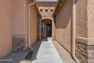 11239 E Lupine Flower Dr, Tucson, AZ 85747 - Photo 2