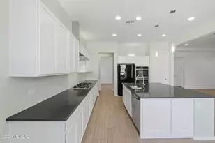 11239 E Lupine Flower Dr, Tucson, AZ 85747 - Photo 12
