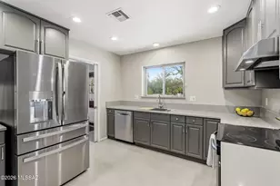 6035 E San Cristobal St, Tucson, AZ 85715 - Photo 14