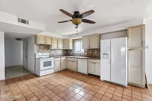 4044 E Dawson Rd, Sahuarita, AZ 85629 - Photo 6