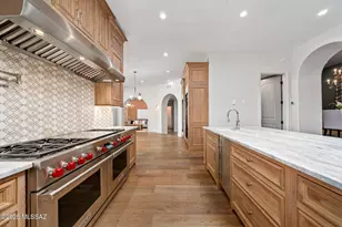 7370 N Catalina Ridge Dr, Tucson, AZ 85718 - Photo 6