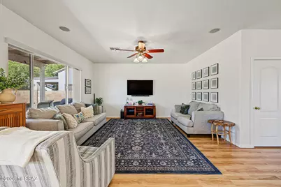 9449 N Weather Hill Drive, Tucson, AZ 85743 - Photo 10