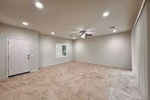 11008 E Midnight Moon Ln, Tucson, AZ 85747 - Photo 4