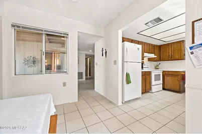 341 W Rio-Santa Cruz, Green Valley, AZ 85614 - Photo 10