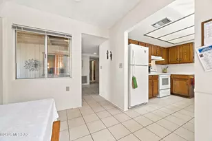 341 W Rio-Santa Cruz, Green Valley, AZ 85614 - Photo 10