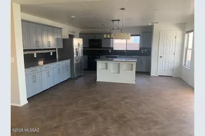 7815 W Lees Ferry Court, Tucson, AZ 85743 - Photo 4