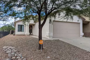 633 W Firehawk Dr, Green Valley, AZ 85614 - Photo 2