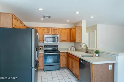 5317 W Swallow Drive, Tucson, AZ 85742 - Photo 2
