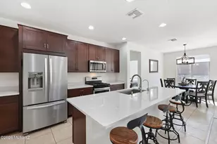 10236 E Iron Horse Trail, Tucson, AZ 85747 - Photo 4