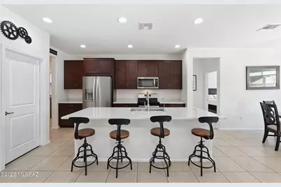 10236 E Iron Horse Trail, Tucson, AZ 85747 - Photo 8