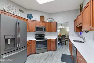 709 W Sunlight Ln, Tucson, AZ 85704 - Photo 18