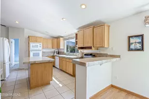 3544 E Thornberry Ln, Tucson, AZ 85739 - Photo 10