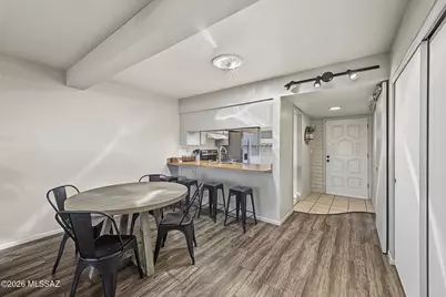 7812 E Kenyon Drive, Tucson, AZ 85710 - Photo 8