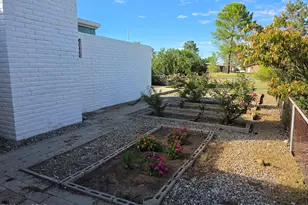 1000 E Christmas Tree Ln, Pearce, AZ 85625 - Photo 22
