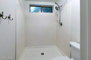8546 N Sunny Rock Ridge Dr, Tucson, AZ 85743 - Photo 12