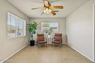 906 E Halcyon Rd, Tucson, AZ 85719 - Photo 8