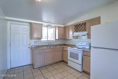 402 E Yavapai Road, Tucson, AZ 85705 - Photo 8