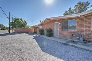 402 E Yavapai Rd, Tucson, AZ 85705 - Photo 24