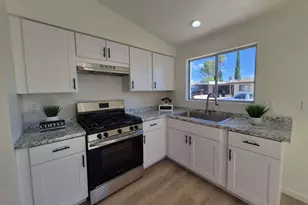 2253 N Monte Carlo Pl, Nogales, AZ 85621 - Photo 6
