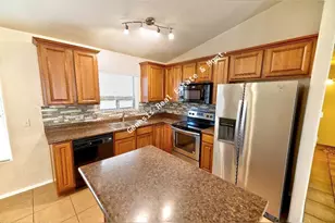8433 S Gupta Dr, Tucson, AZ 85747 - Photo 2