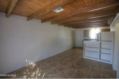 1242 N Roberts Way #1232, Tucson, AZ 85712 - Photo 6