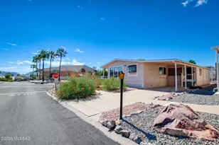 6240 S Mainside Dr, Tucson, AZ 85746 - Photo 2