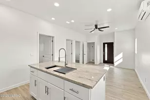 950 W Ina Rd, Tucson, AZ 85704 - Photo 38