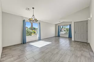 8596 N Sayante Way, Tucson, AZ 85743 - Photo 4