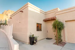 9809 N Ridge Shadow Pl, Tucson, AZ 85704 - Photo 2