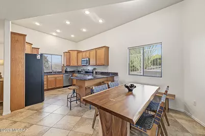 9809 N Ridge Shadow Place, Tucson, AZ 85704 - Photo 20