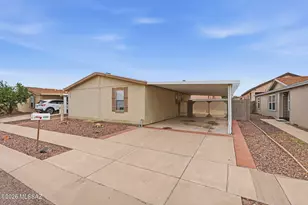 6195 S Black Water Dr, Tucson, AZ 85706 - Photo 2