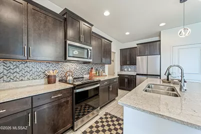11299 S Weismann Drive, Vail, AZ 85641 - Photo 10