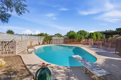 8909 E Palm Tree Drive, Tucson, AZ 85710 - Photo 36