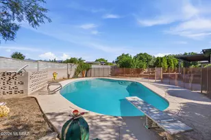 8909 E Palm Tree Dr, Tucson, AZ 85710 - Photo 36