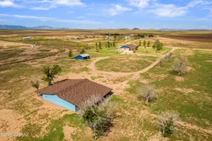 4333 W Dillman Rd, Elfrida, AZ 85610 - Photo 48
