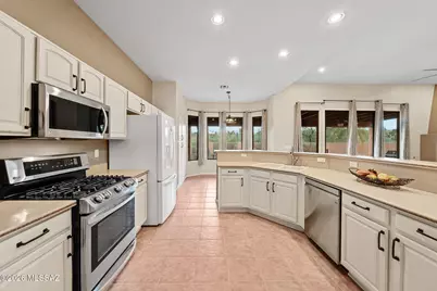 11667 N La Tanya Drive, Oro Valley, AZ 85737 - Photo 14