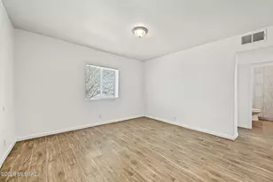 1347 S 7th Ave, Tucson, AZ 85713 - Photo 12