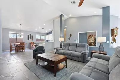 11141 N Sand Pointe Drive, Oro Valley, AZ 85737 - Photo 4